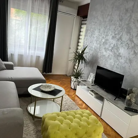 Creative 5 Apartment Novi Sad